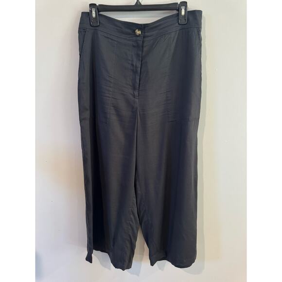 Club Monaco High-Waisted Culottes Caviar Black Size 10 – Wide-Leg Cropped Pants - Picture 2 of 7